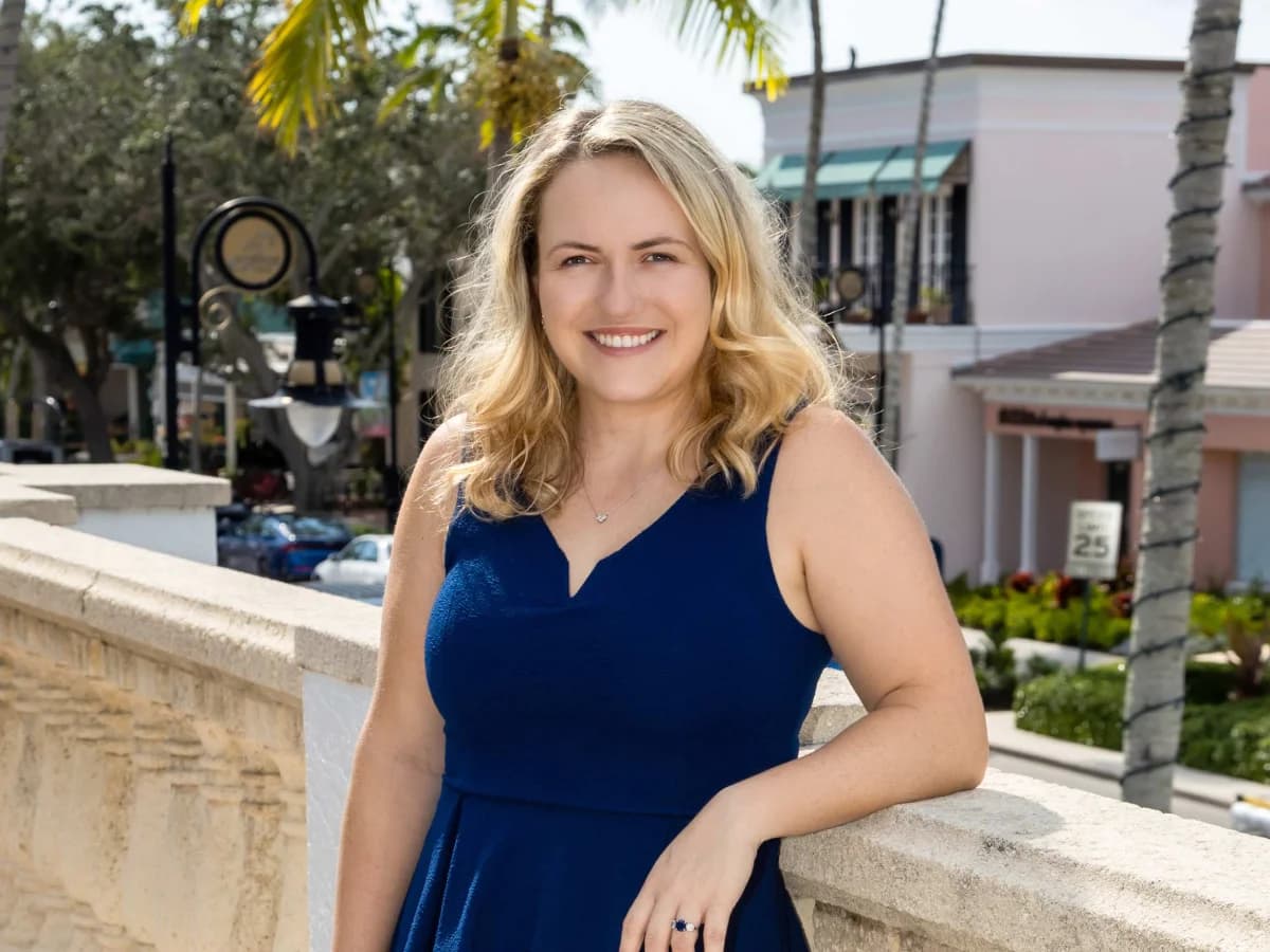 Elizabeth Hoffmann Featured in Naples Real Producers (June 2024)